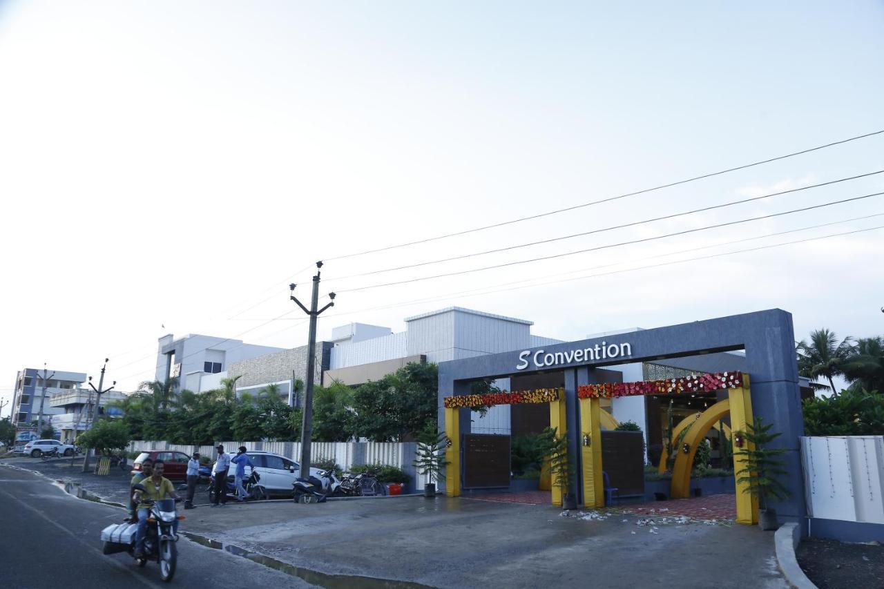 Hotel S-Inn Palakollu Exterior photo