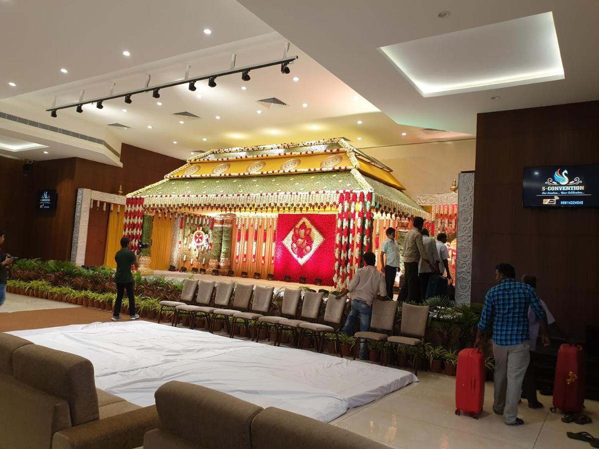 Hotel S-Inn Palakollu Exterior photo
