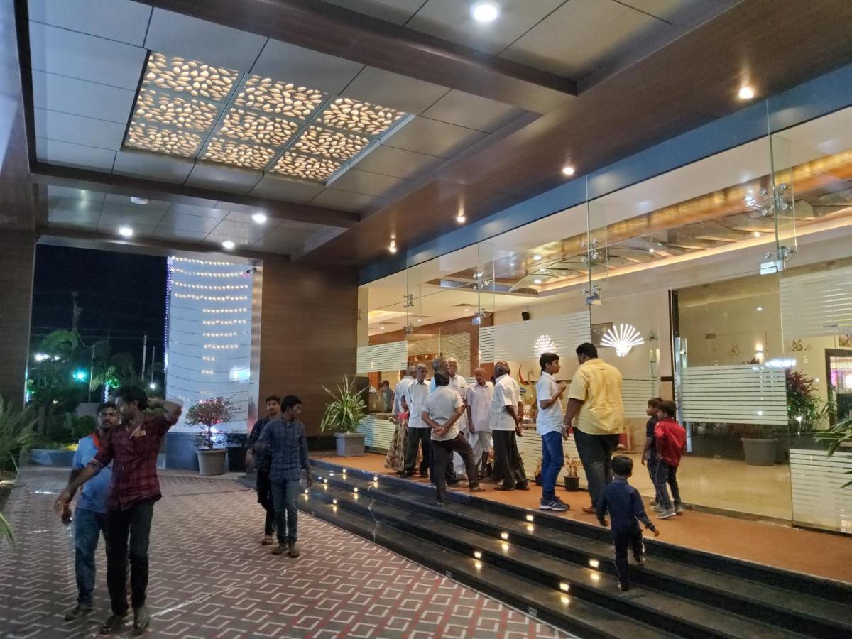 Hotel S-Inn Palakollu Exterior photo